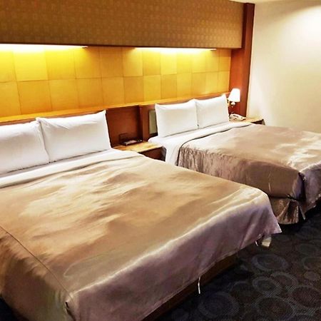 Jing Jing Holiday Hotel Kaohsiung Zewnętrze zdjęcie