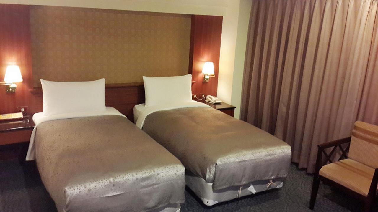 Jing Jing Holiday Hotel Kaohsiung Zewnętrze zdjęcie