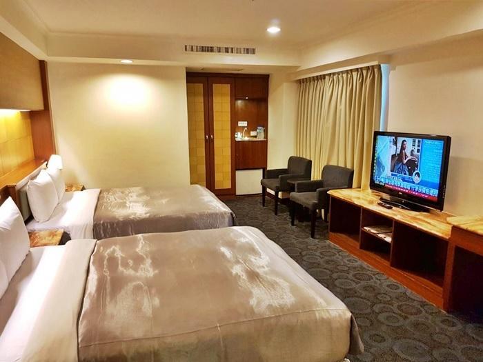 Jing Jing Holiday Hotel Kaohsiung Zewnętrze zdjęcie